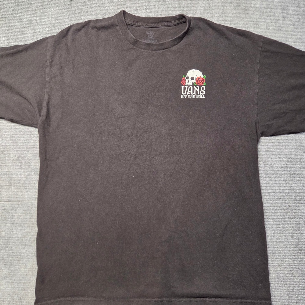 Vans Off The Wall Mens XL Black Skull and Roses Graphic T-Shirt Short Sleeve